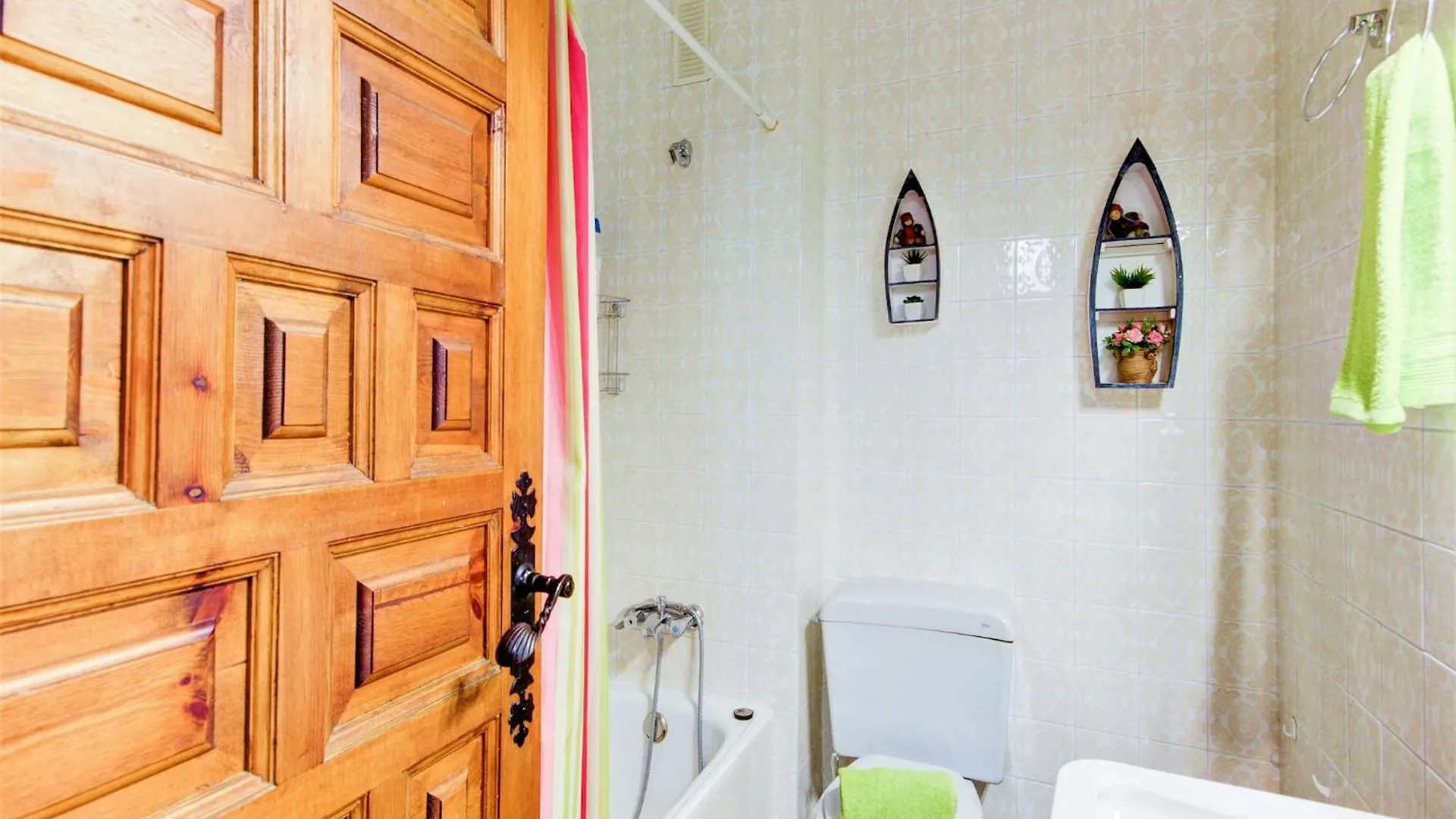Apartment In Roses Centro