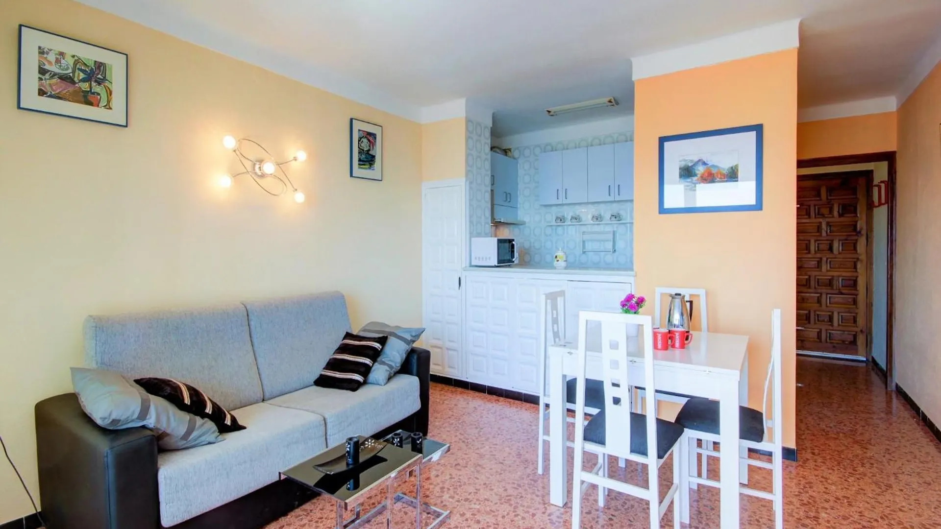 Apartment In Roses Centro Spain