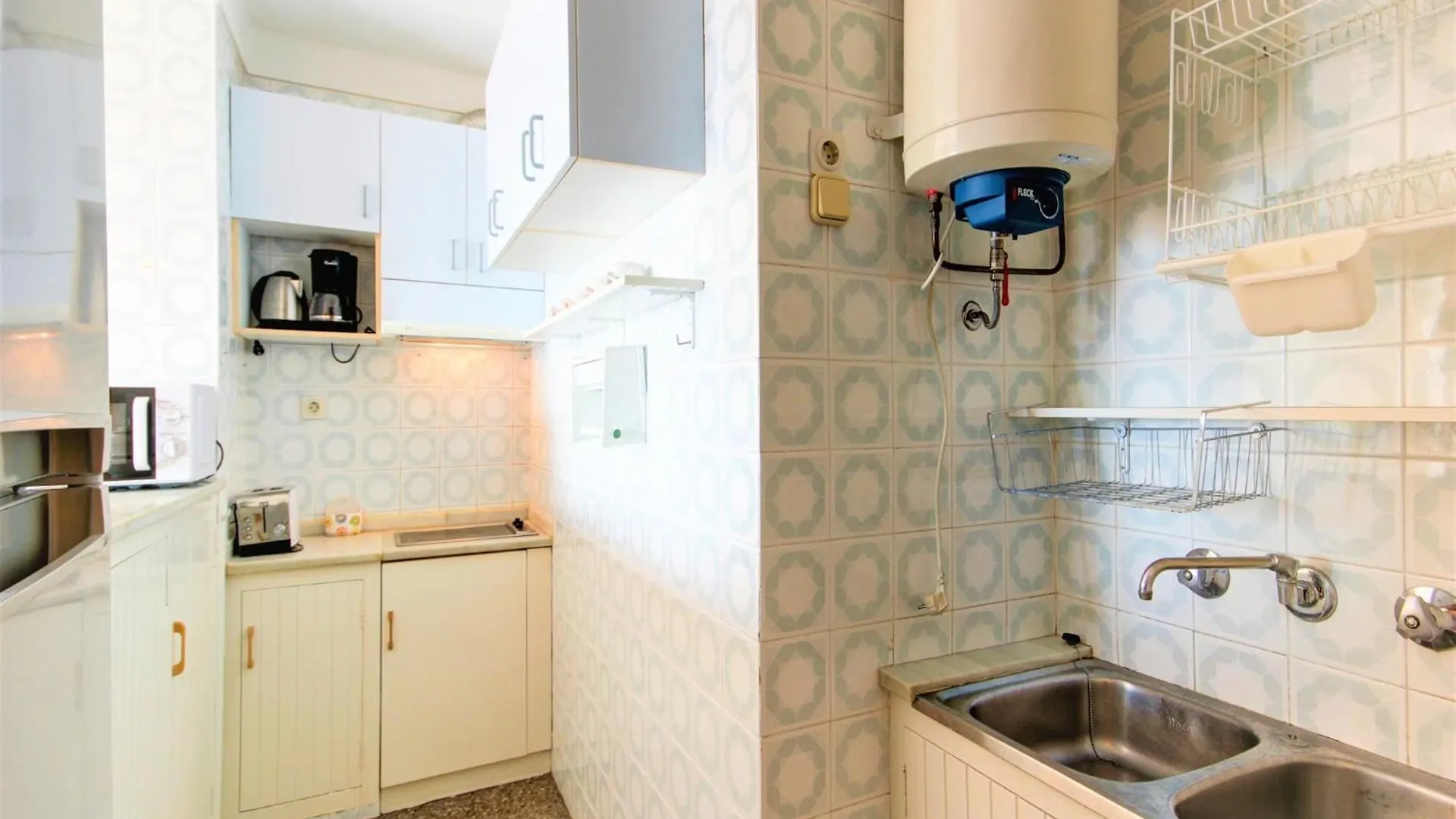 Apartment In Roses Centro